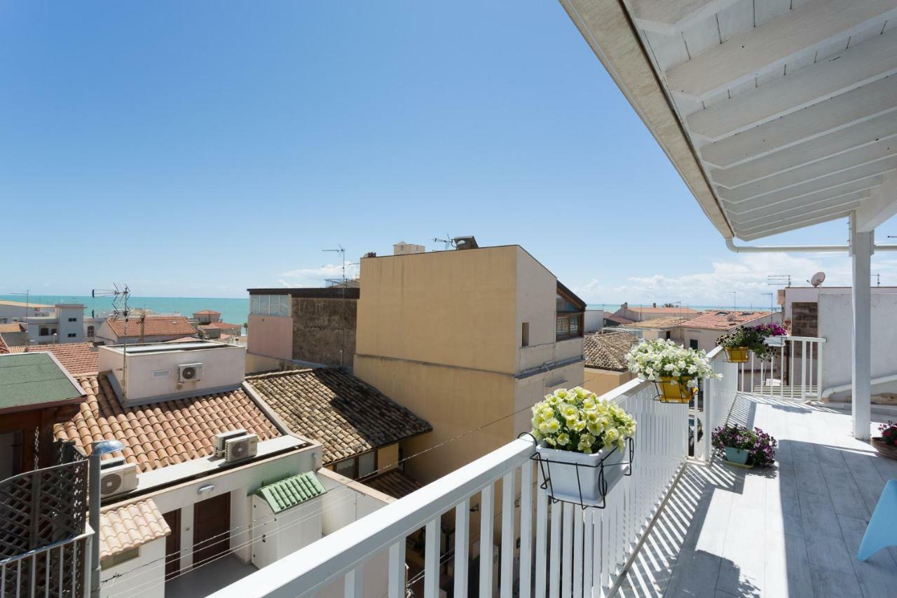 Acqua Azzurra Holiday Home Marina di Ragusa Exteriör bild